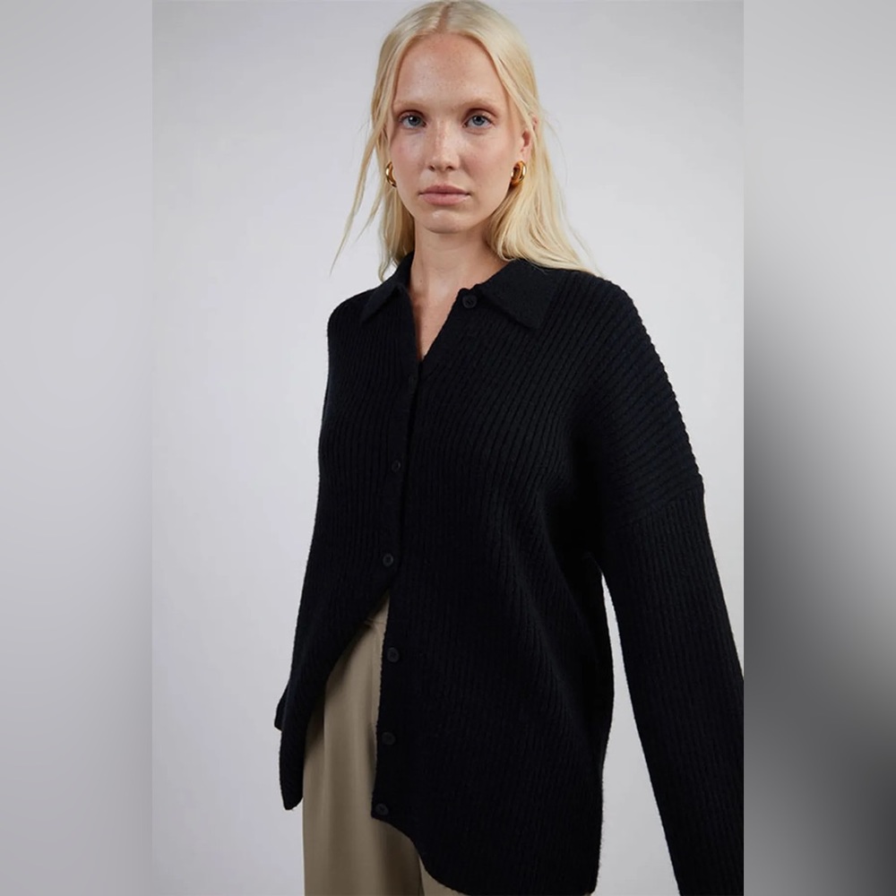 OAK + FORT Beige Ribbed Button-Up Cardigan - Picture 4 of 12